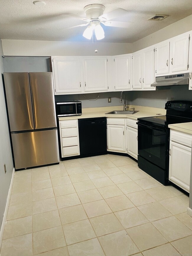 Foto del edificio - 507 Twin Circle Dr