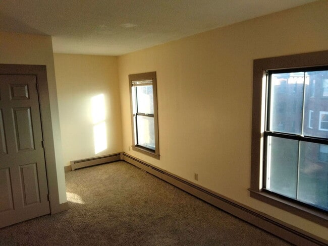 Foto del edificio - 54 Alden St