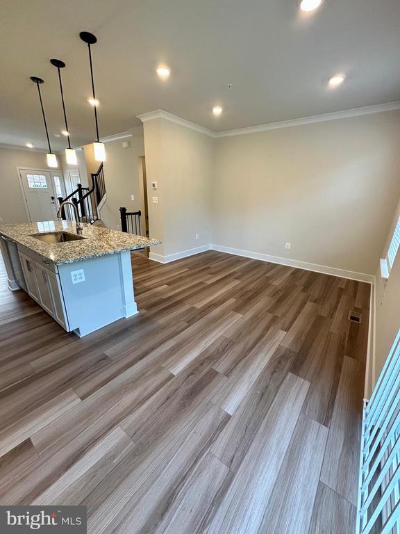 Foto del edificio - 2318 Woodlands Rd