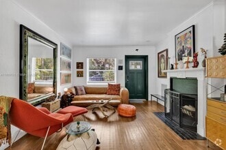 Building Photo - 435 NE 86th St