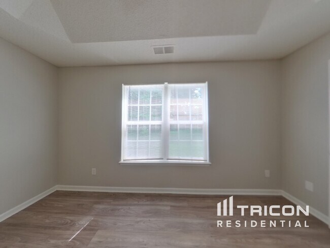 Foto del edificio - 7112 Rumple Rd