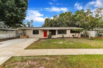 Building Photo - 4426 W Iowa Ave