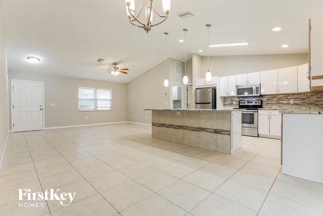 Building Photo - 3809 Everglades Terrace