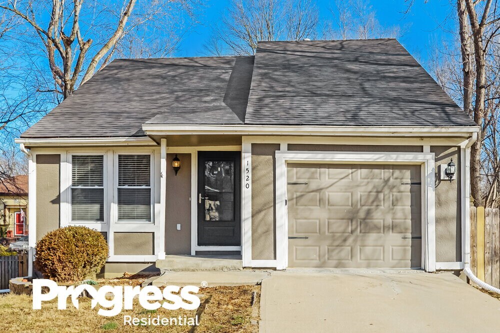 1520 Osage St, Leavenworth, KS 66048 House Rental in Leavenworth, KS