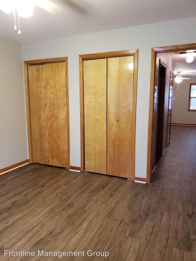 Building Photo - 335 Dulles Dr