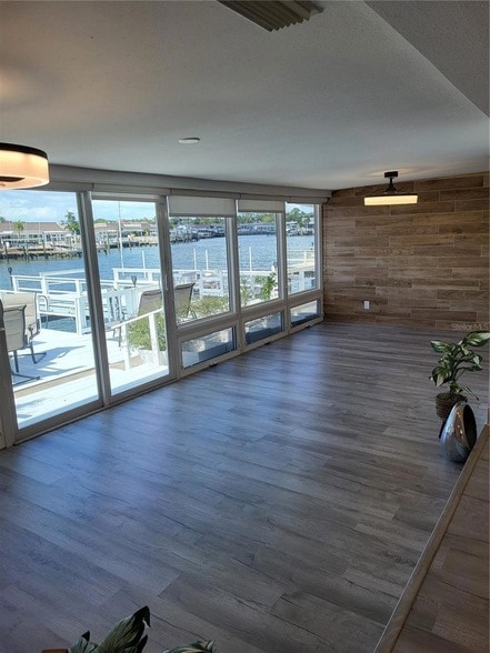 Building Photo - 555 Boca Ciega Point Blvd S