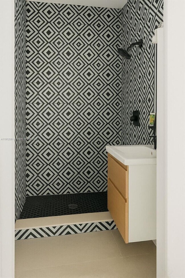 Foto del edificio - 301 86th St