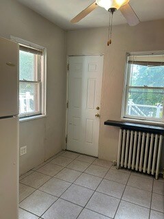 Foto del edificio - 5848 Burchfield Ave