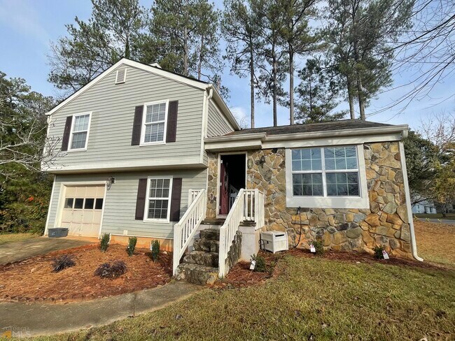 Building Photo - 3809 Dakota Ct NW