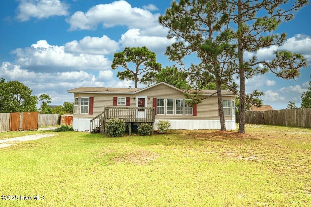 Primary Photo - 232 Castlebury Ln