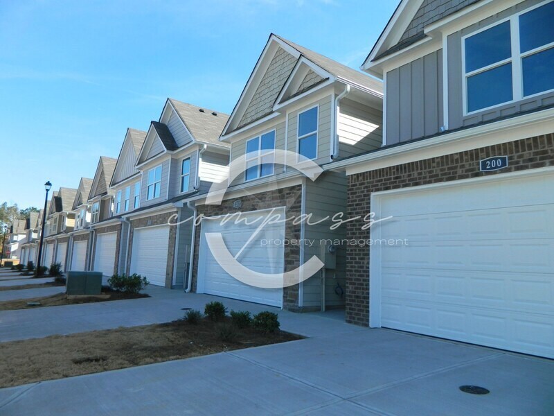 Primary Photo - 202 Lyndon Way