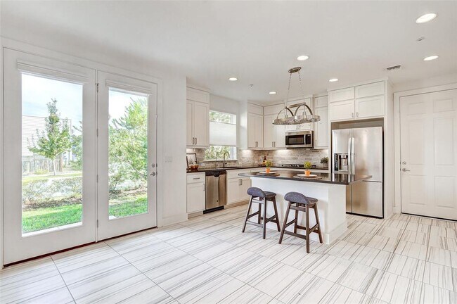 Building Photo - 4413 Berkman Dr