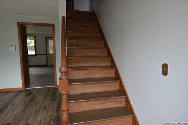 Foto del edificio - 3 Meadowrue Dr