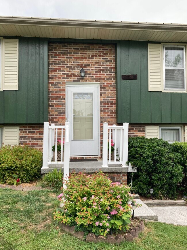 Foto del edificio - 2602 Austin Village Blvd