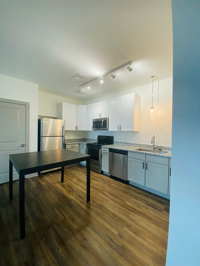 Kitchen Island comes with unit - 8383 Brandt Pike