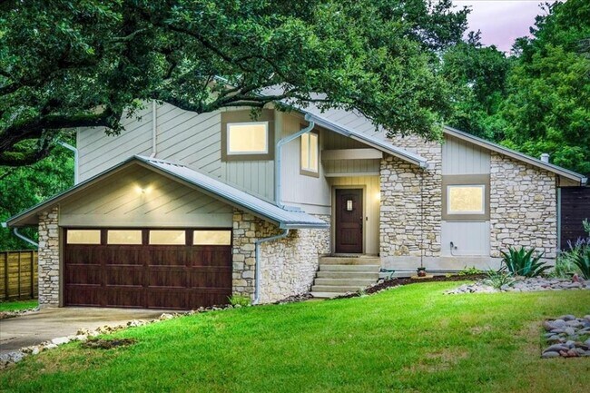 Foto del edificio - 7001 Danwood Dr