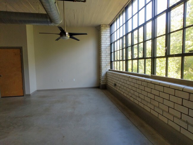 Building Photo - 8125 Michigan Ave