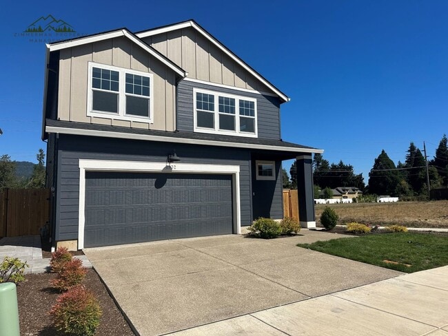 Gorgeous 5-bedroom, 3-bathroom home is desirable Springfield neighborhood - Gorgeous 5-bedroom, 3-bathroom home is desirable Springfield neighborhood