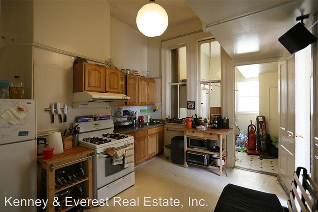 Building Photo - 6 br, 2.5 bath House - 2399 A Folsom street