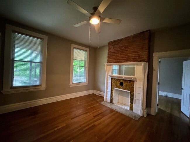 Foto del edificio - 5524 Stanton Ave