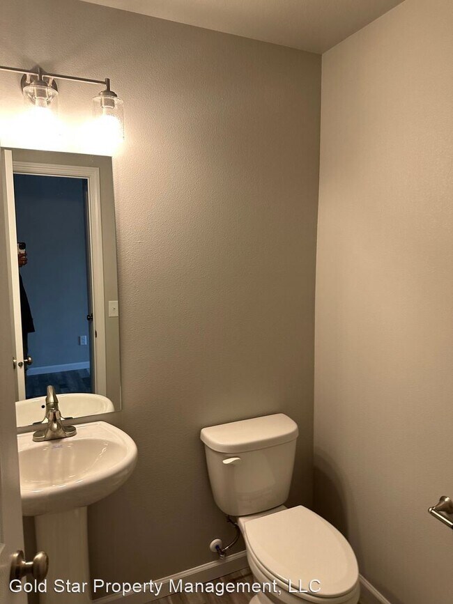 Building Photo - 3 br, 2.5 bath House - 106 Marshall Loop
