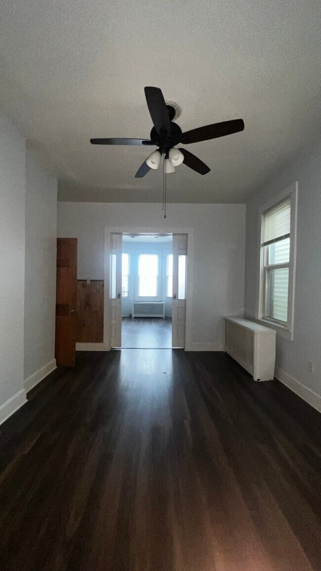 LIVING ROOM - 187 Clerk St