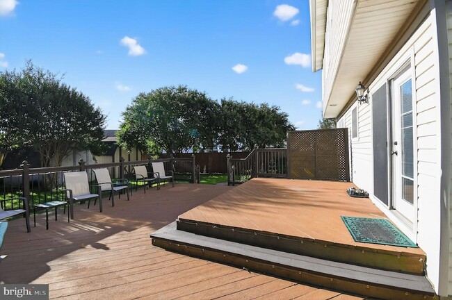 Building Photo - 22040 Caravel Ct