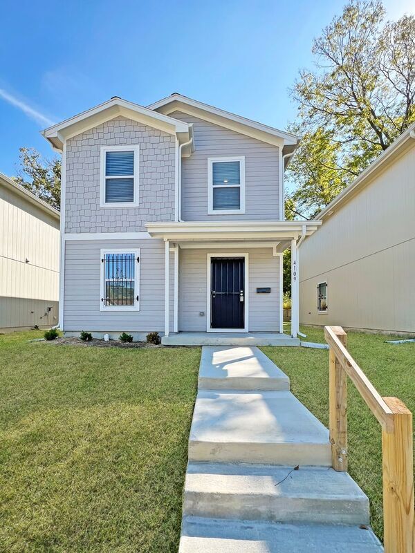 Building Photo - 4109 Olive St