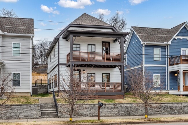 Building Photo - 1209 Davidson St