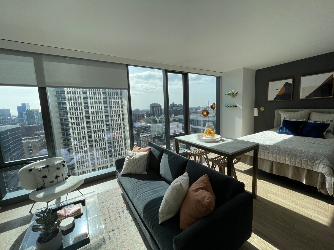 Foto principal - 1331 S Michigan Ave