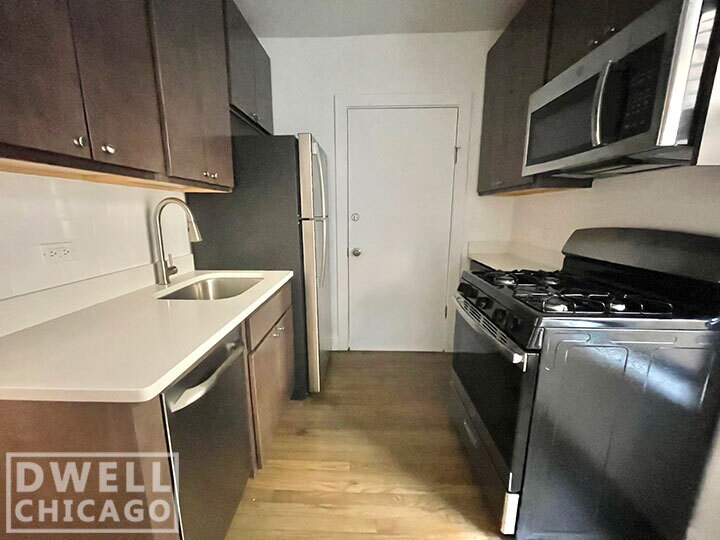 Foto principal - 2639 N Spaulding Ave