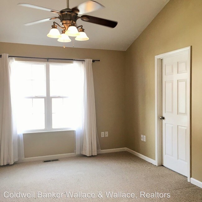 Foto del edificio - 838 Blue Spruce Way