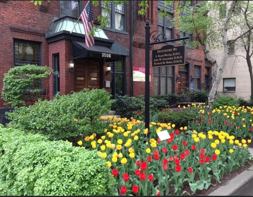 Foto principal - 3506 5th Ave