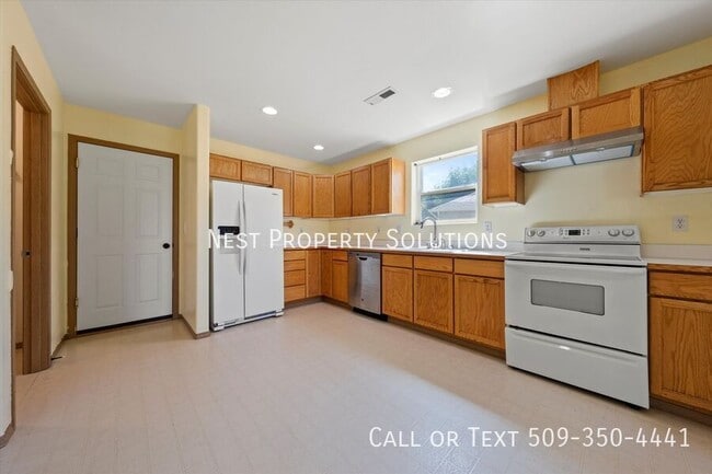 Building Photo - 1125 Alder St SW