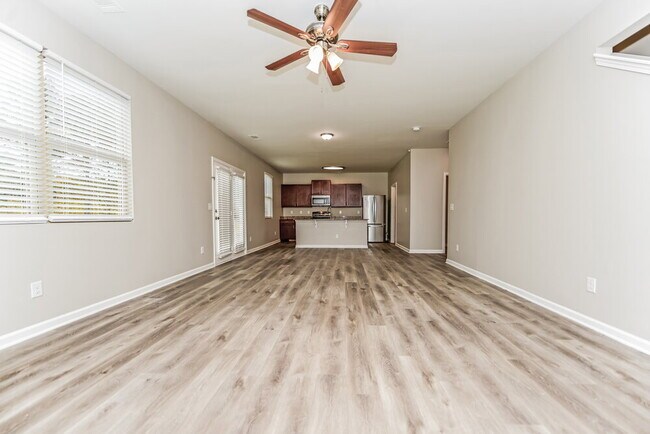 Building Photo - 304 Buckshire Wy