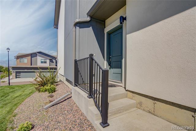 Building Photo - 5412 Carvel Grove