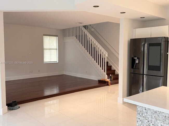 Foto del edificio - 8513 NW 109th Ct