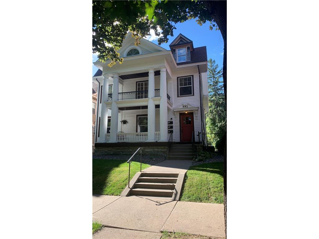 542 Portland Ave, Saint Paul, MN 55102 Townhouse for Rent in Saint Paul, MN
