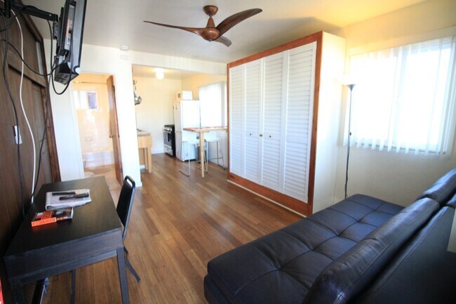 Foto del edificio - 2826 Mission Blvd