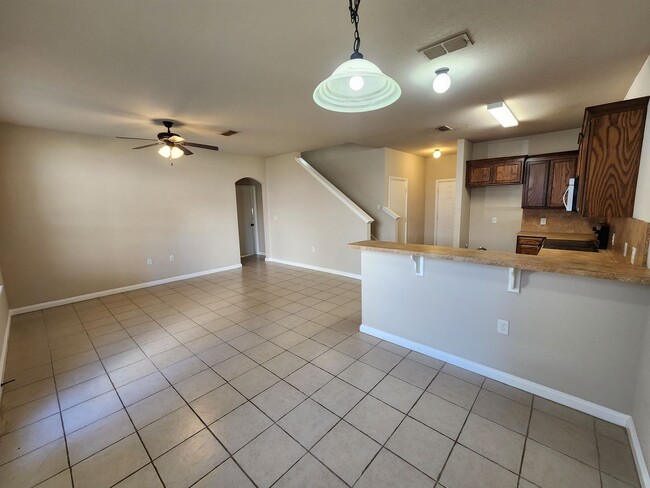 Photo - Roomy 3 Bedroom Duplex in Benbrook Apartment