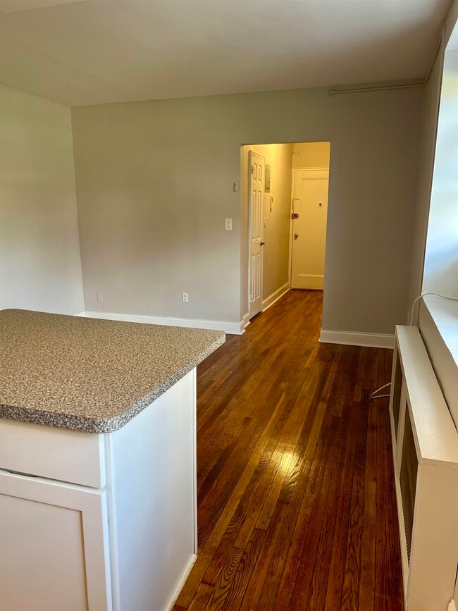 Foto del edificio - 7200 JFK Blvd E