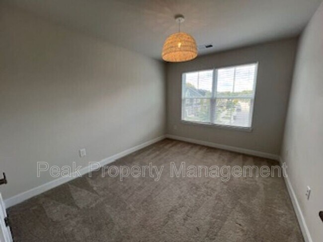 Building Photo - 4008 Jefferson Rdg Dr