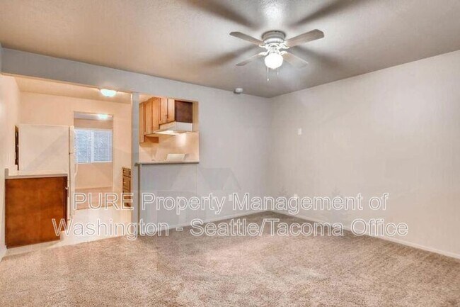 Foto del edificio - 14510 Washington Ave SW
