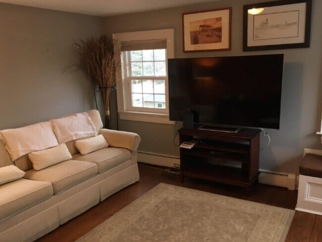 Building Photo - 29 Arnold Ave