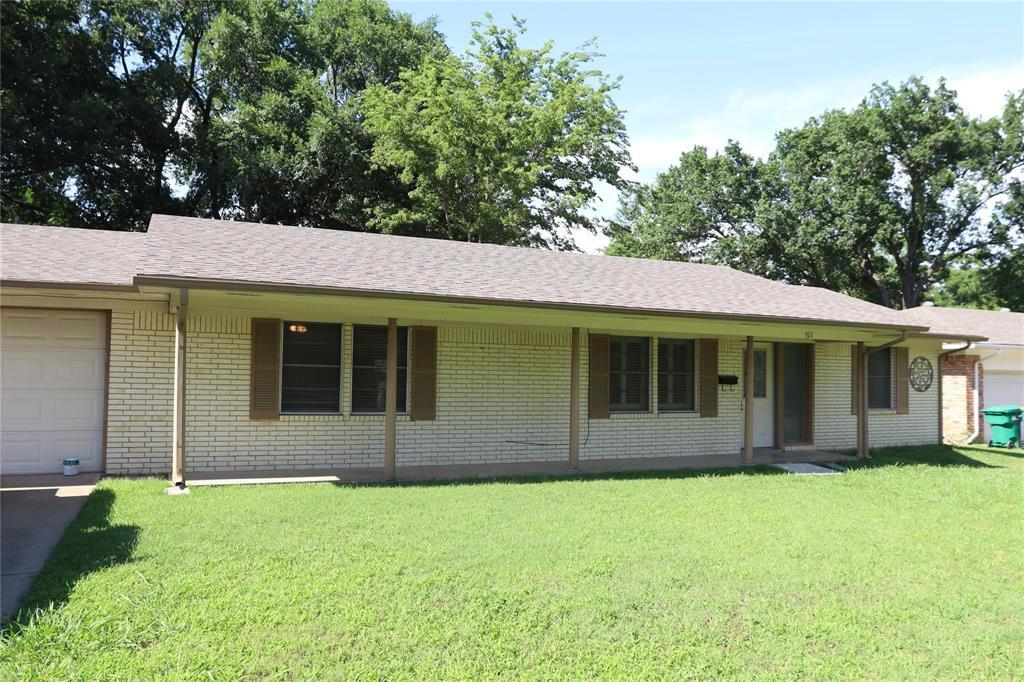 Primary Photo - 511 Temple Dr