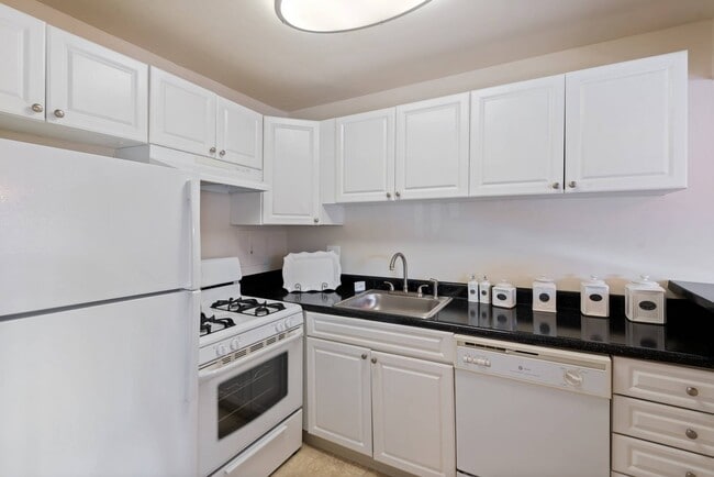 Building Photo - SouthRidge