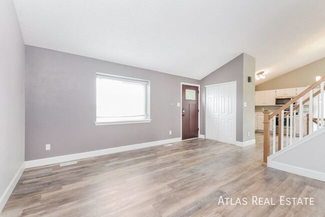 Foto del edificio - 11630 Kendall Cir