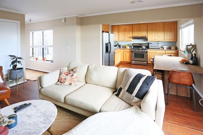 Building Photo - 7221 Geary Blvd