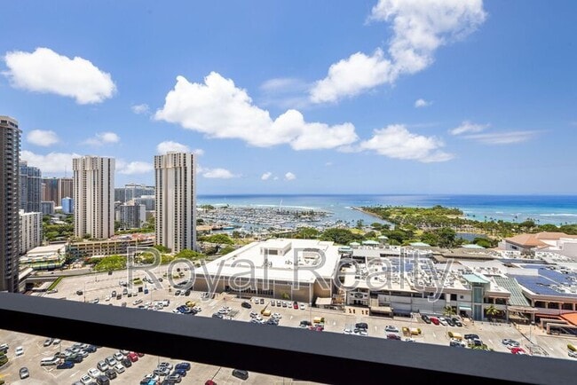 Building Photo - 1555 Kapiolani Blvd