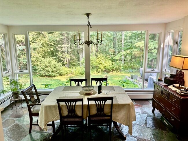Building Photo - 55 Beaver Pond Rd